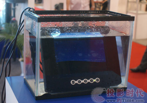 巨洋IP68 光下可讀海洋顯示器NPD0835