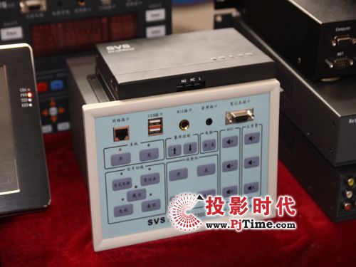 迅控電子多款產(chǎn)品亮相大屏展