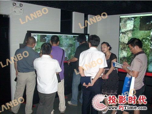LANBO多點觸控大屏幕震撼入住國內首個虛擬現實產業聚集區