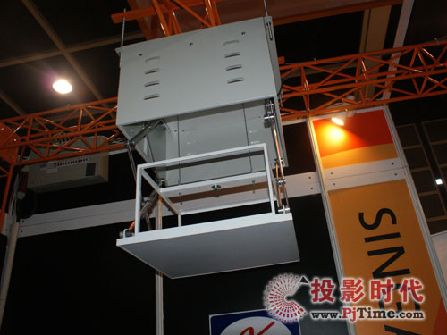 XLT Systems投影吊架產(chǎn)品