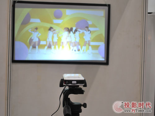 MG100微型智能投影機