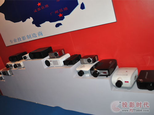 轟天砲投影機產品
