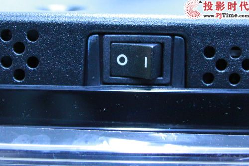 引領智能時代 海信LED40T39AKG電視給力首測_華麗細節+超值附件