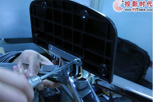 開工篇：底座安裝簡單方便