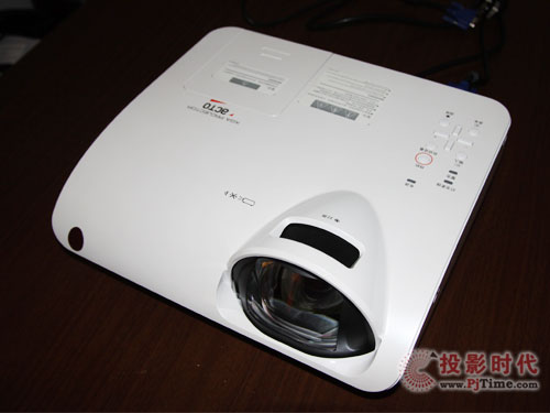ňDLX645W