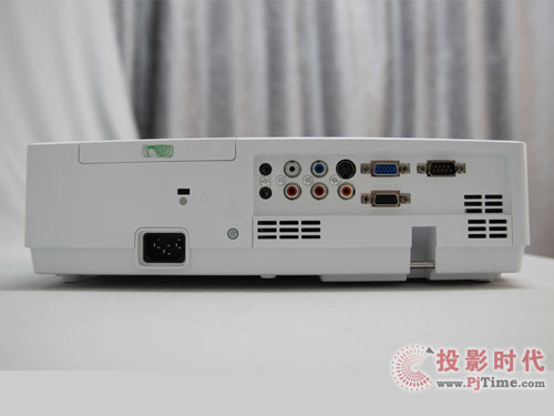 ASK C2220投影機接口