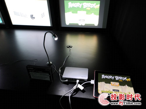 (g)^ֻiPadķ֮һĸ΢ͶӰC(j)Qumi Q2