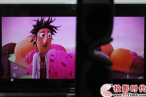 TCL 46P7200電視 3D畫面眼鏡效果