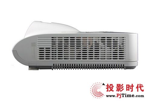 ASK S1230右側內部配備了一個散熱風扇