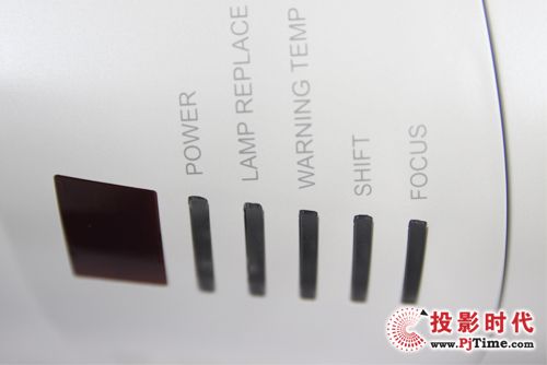 透明的指示燈