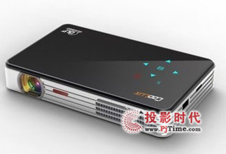 酷樂視LED微型投影機新品亮相2011高交會