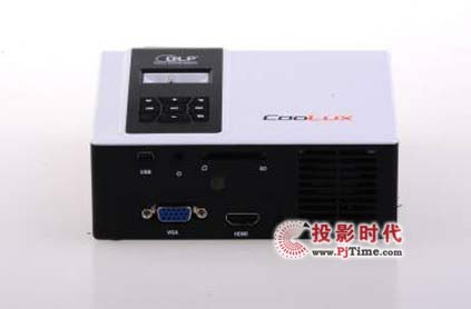 暢享酷樂視微型投影機(jī)---比擬“70寸電視”