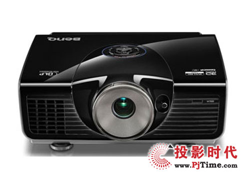  明基W7000