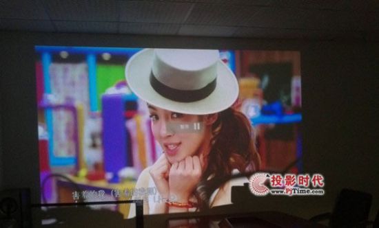 手持機LED微型投影機酷樂視X2