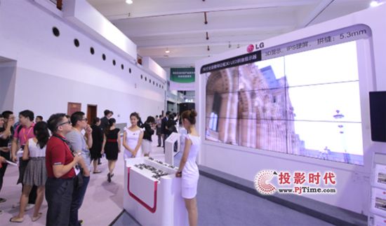 2012֘չ LGyȫaƷŮ
