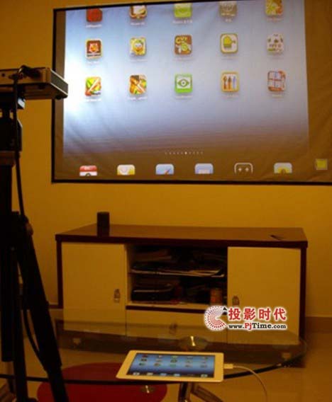 LED微型投影機酷樂視X2，僅售3880元