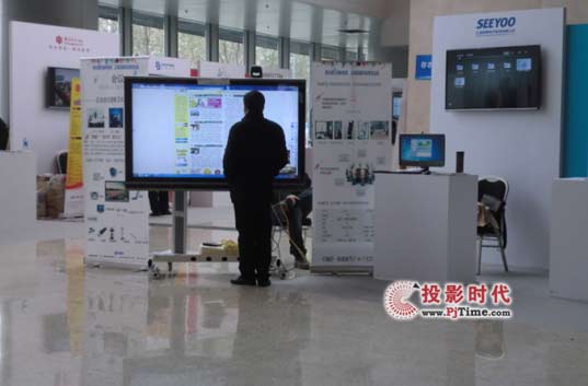 UhС2012RIِ
