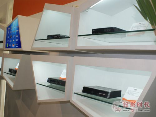 創(chuàng)維多款高科技展品亮相CCBN2013