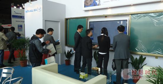 冠眾參展南京國際教育裝備展