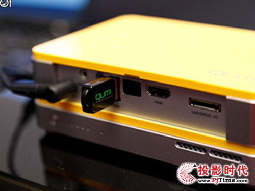 Vivitek麗訊QUMI Q5畢業旅行最佳伴侶