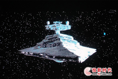 整體表現平淡 奧圖碼高亮LED投影機ML1000評測