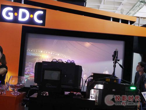 環(huán)球數(shù)碼GDC數(shù)字影院整體解決方案閃亮北京BIRTV2013展