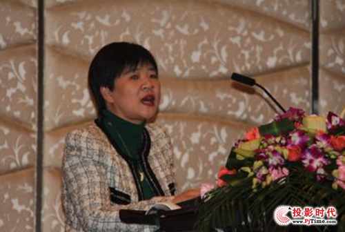 GQY視訊常務副總裁、營銷中心總經理陳云華女士發表致辭