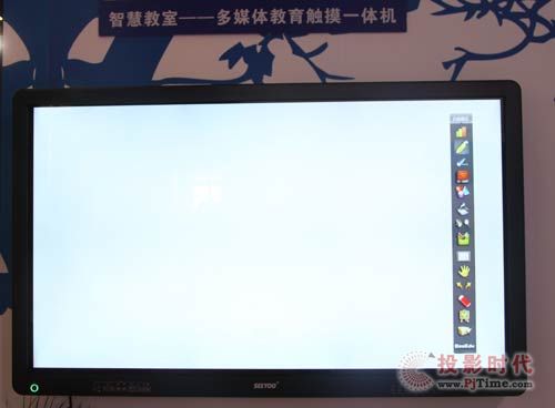 視聽盛會,信頤數字標牌首秀人氣高