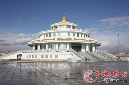 贏康打造江格爾宮360°環(huán)幕投影