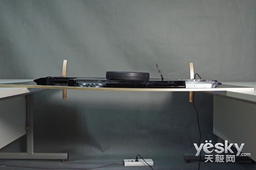 ߲ˤğģSlim TV(zhn)O