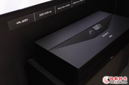 ISE 2015չʾ4K̽ͶӰC