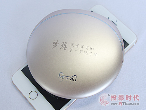 天貓魔盒2土豪金外觀