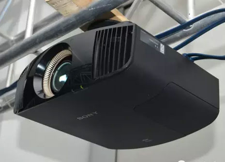Sony 4KͶӰC