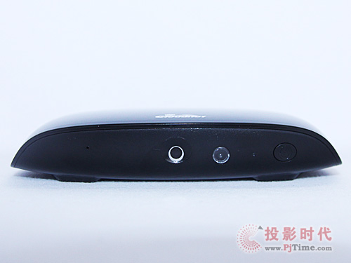 云網行R13/S智能盒子正面