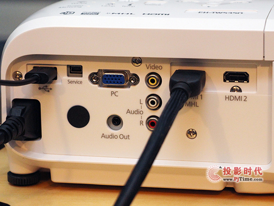 解決漏光問題 愛普生新家用投影機集諸多功能于一體