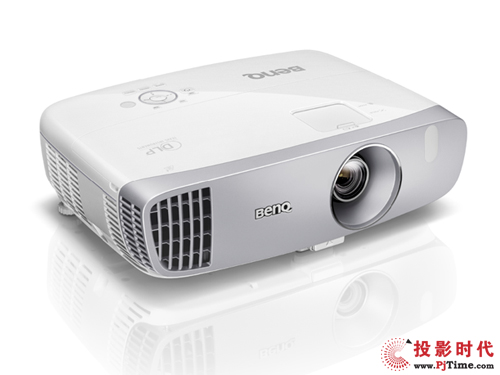 客廳影音新銳 明基W1110專業家用投影機解析