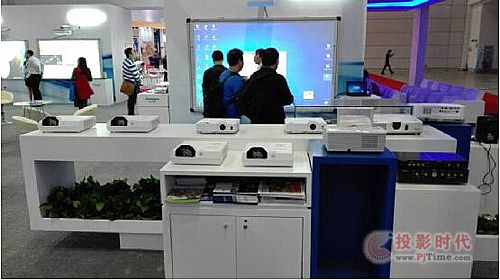 福州教育裝備展盛大開幕 東方中原彰顯數字化顯示魅力