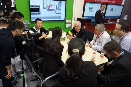 RĬInfoComm2016չI(lng)ȼg(sh)ͷ