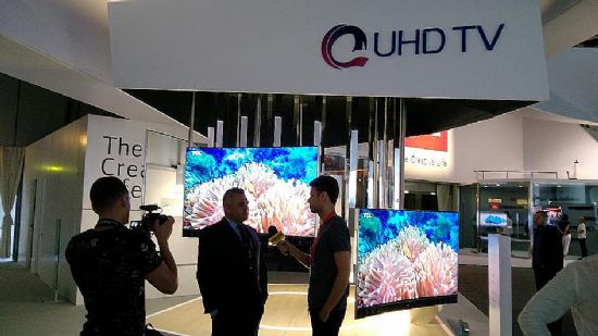 TCL QUHDcVR@GIFAcҕث@(chung)´