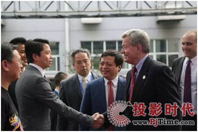 G20峰會期間美國駐華大使Max Baucus訪問杭州正泰展廳