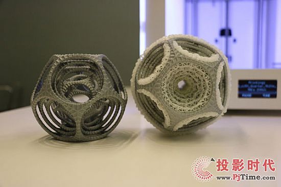 雙材料3D打印機Ultimaker 3問世