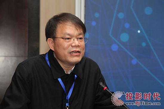 上海三思小間距高清LED監(jiān)控屏助力智慧交通