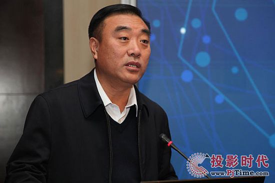 上海三思小間距高清LED監(jiān)控屏助力智慧交通