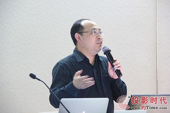 視頻投影未來！贏康楊英俊應邀到上海視覺藝術學院開講