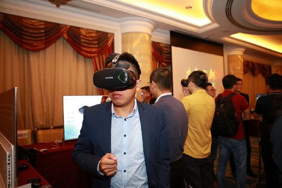 酷開在新加坡召開戰略發布會，電視和VR正式進軍海外市場