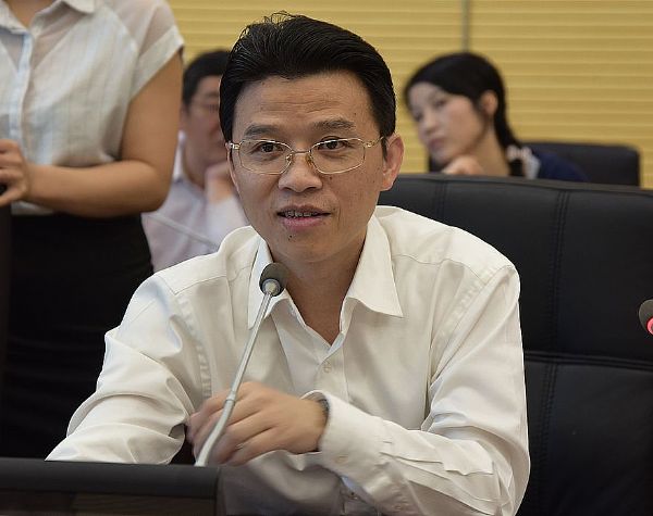 永州文體廣新局考察團到訪明和光電