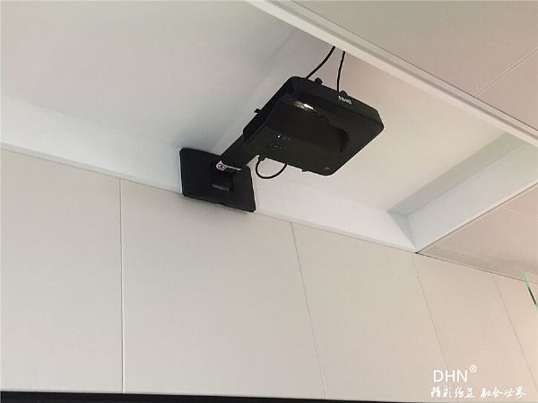 DM907超短焦激光投影機應用案例：您身邊的影視專家