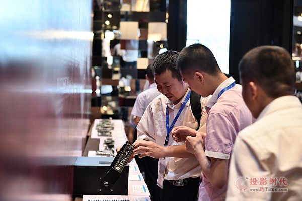 “新”光璀璨，共贏天下——2017華北工控與Intel成都新品交