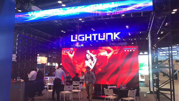 2017 INFOCOMMֵcLED@ʾ@ʾLR-PLUS