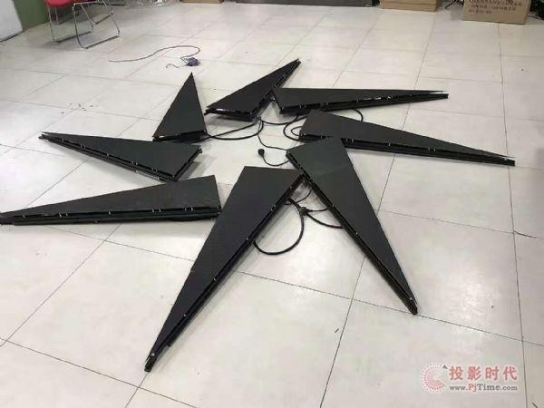 狂熱的夏季，明興光創意異形屏再度進駐夜場
